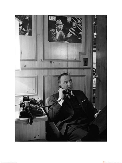 Art Print Time Life Frank Sinatra Phone 60x80cm Pyramid PPR40461 | Yourdecoration.co.uk