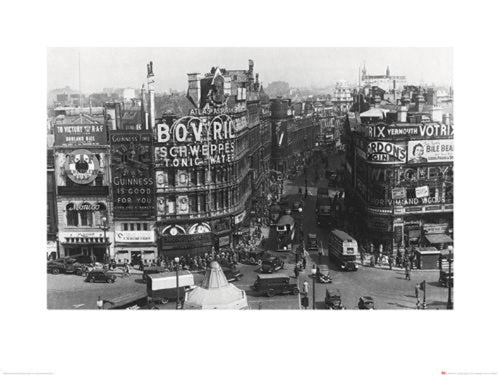 Art Print Time Life Piccadilly Circus London 1942 80x60cm Pyramid PPR40727 | Yourdecoration.co.uk