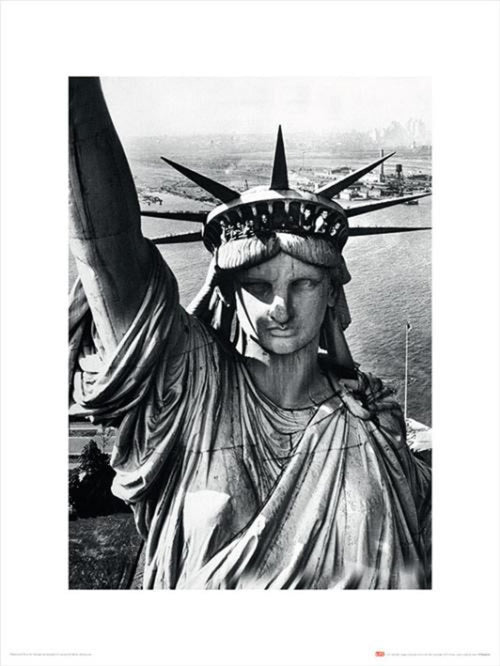 Art Print Time Life Statue Of Liberty 30x40cm Pyramid PPR44218 | Yourdecoration.co.uk