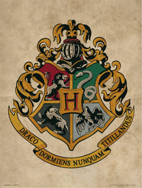 Grupo Erik Harry Potter Hogwarts Crest Art Print 30x40cm | Yourdecoration.co.uk