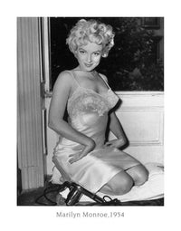Bettmann Actress Marilyn Monroe Art Print 56x71cm | Yourdecoration.co.uk