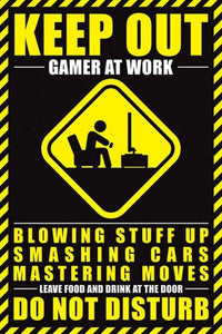 Pyramid Gamer At Work Do Not Disturb Poster 61x91,5cm | Yourdecoration.co.uk