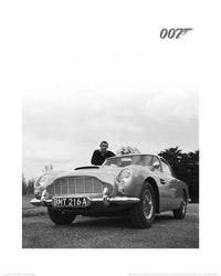 Pyramid James Bond Connery Black and White Art Print 40x50cm | Yourdecoration.co.uk