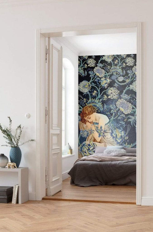 Komar Femme d'Or Non Woven Wall Mural 200x280cm 4 Panels Ambiance | Yourdecoration.co.uk